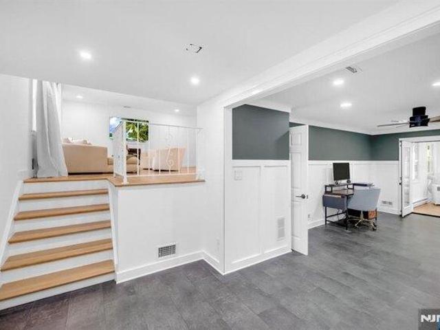 House for sale in West Norwood, Norwood