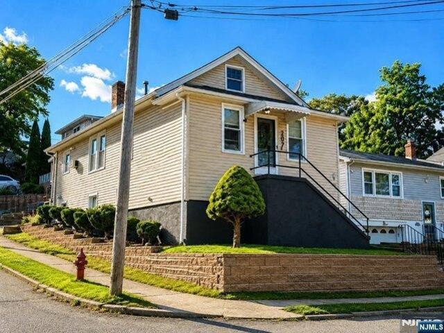 House for sale in Nutley, New Jersey