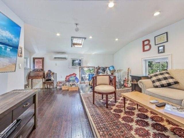 House for sale in Nutley, New Jersey