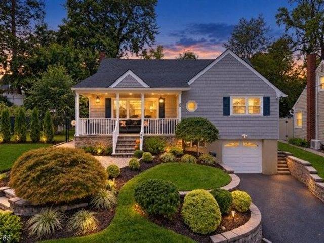 House for sale in Nutley, Essex County
