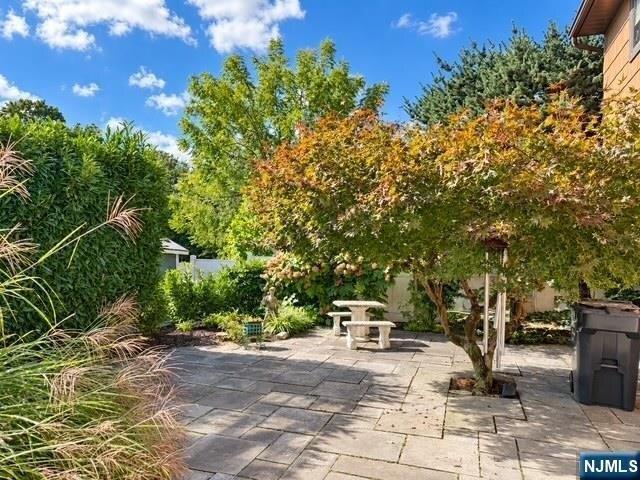 House for sale in Nutley, Essex County