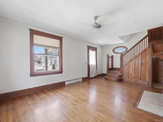House for sale in New Rochelle, New York