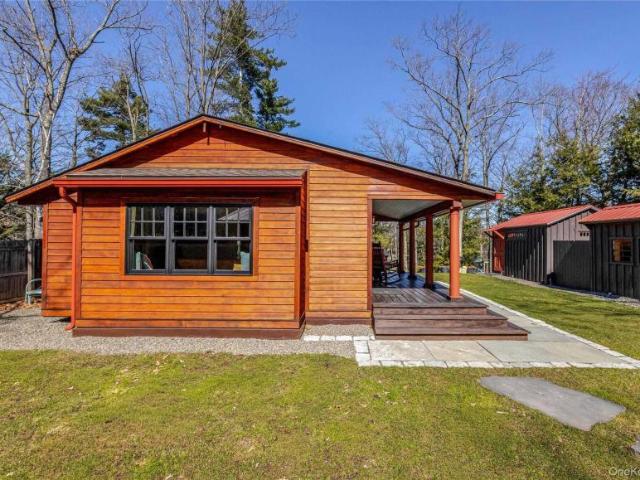 House for sale in Kinderhook, New York