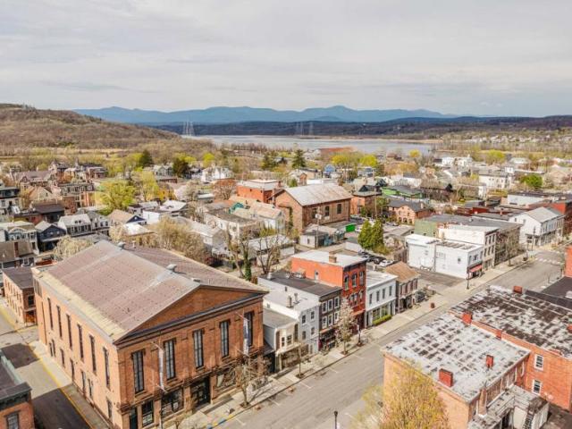 House for sale in Hudson, New York