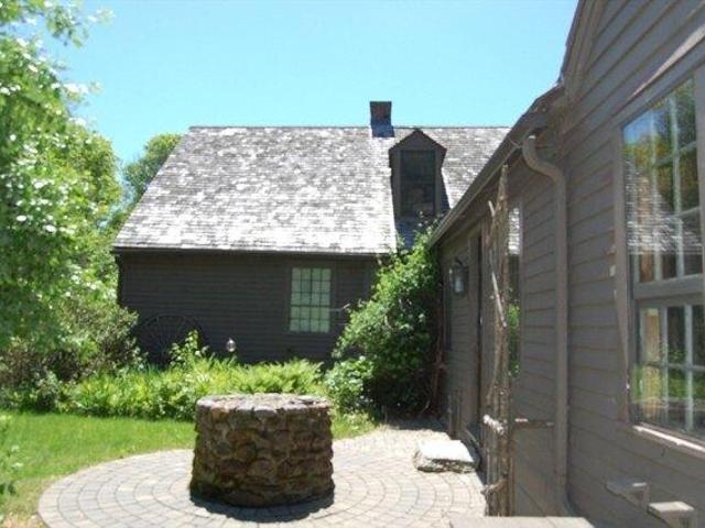 House for sale in New Braintree, Massachusetts