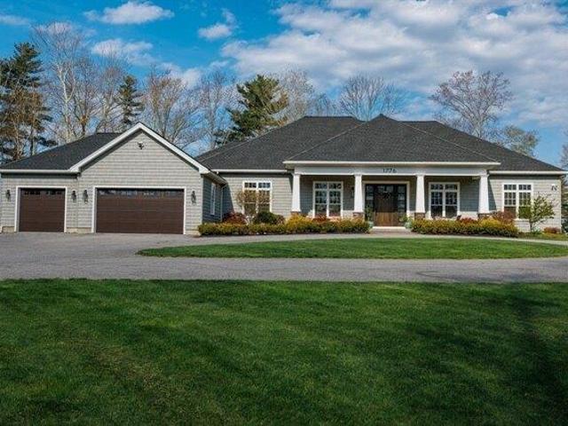 House for sale in New Braintree, Massachusetts