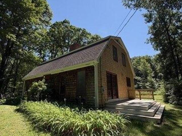 House for sale in New Braintree, Massachusetts