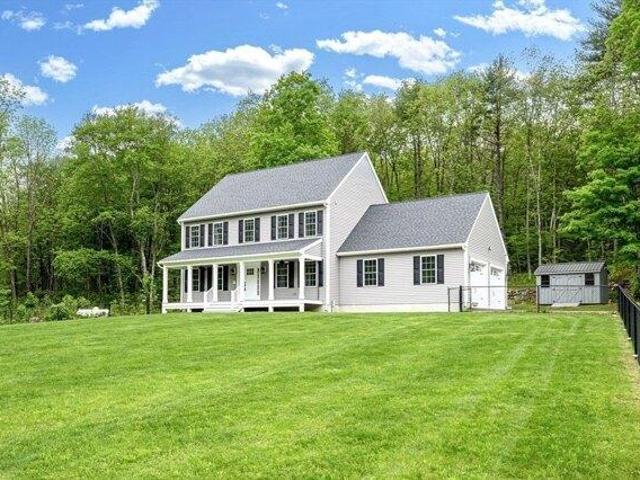 House for sale in New Braintree, Massachusetts