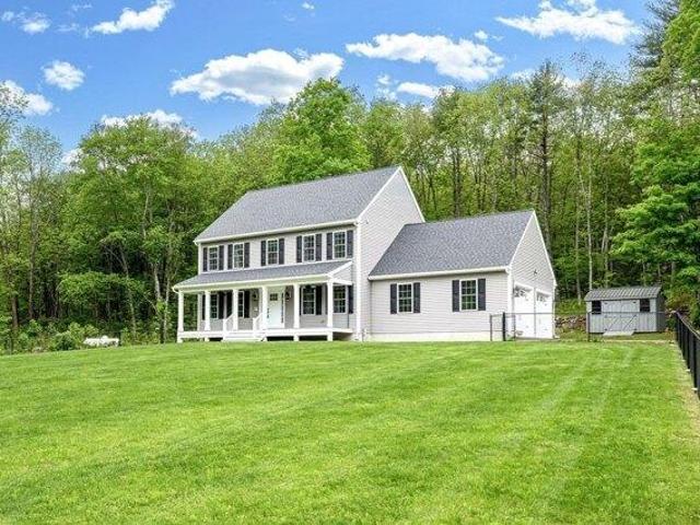 House for sale in New Braintree, Massachusetts