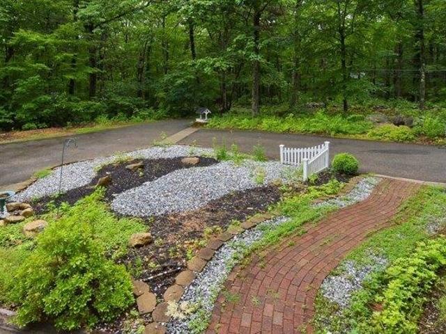 House for sale in New Braintree, Massachusetts
