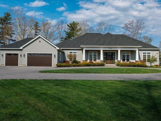 House for sale in Oakham, Worcester County