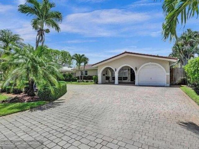 House for sale in Oakland Park, Florida