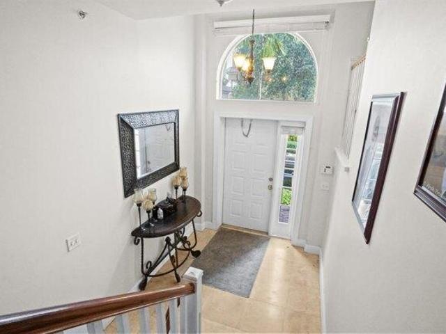 House for sale in Oakland Park, Florida