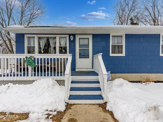 House for sale in Ocean Gate, New Jersey