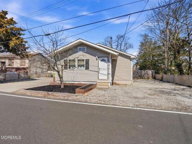 House for sale in Ocean Gate, New Jersey