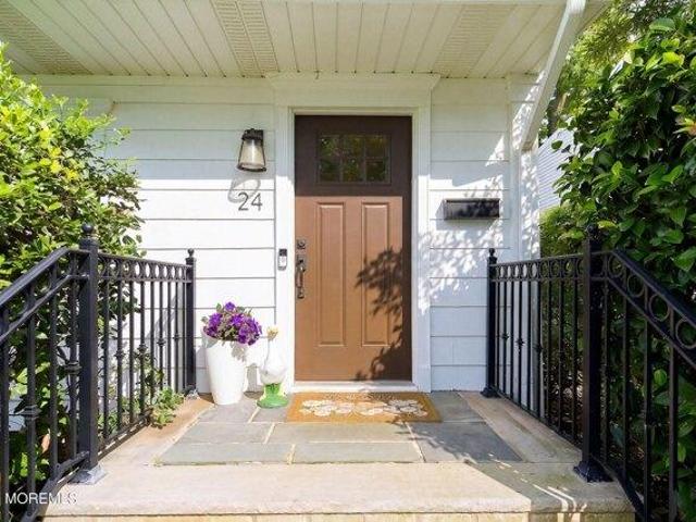 House for sale in Monmouth, New Jersey