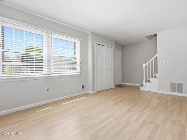 House for sale in Cliffwood, New Jersey