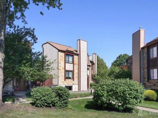 House for sale in Cliffwood, New Jersey