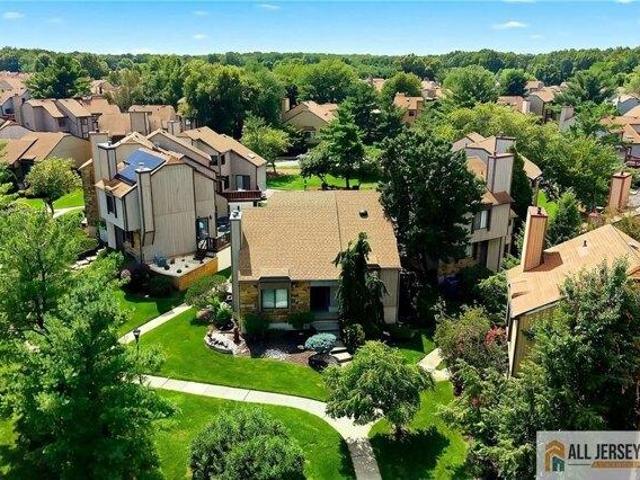 House for sale in Cliffwood, New Jersey