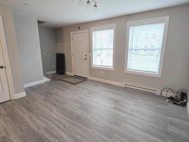 House for sale in Maine