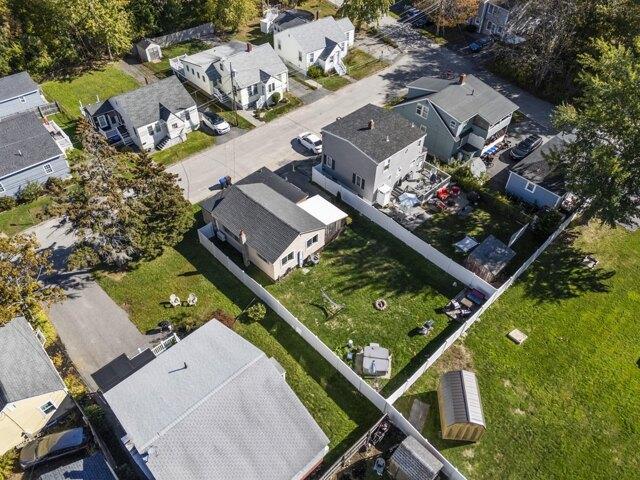 House for sale in Maine