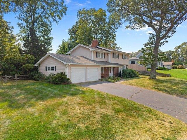 House for sale in Old Saybrook, Connecticut