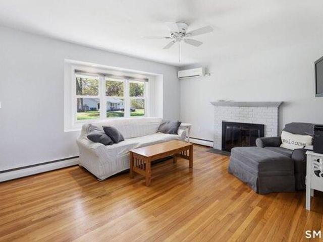 House for sale in Old Saybrook, Connecticut