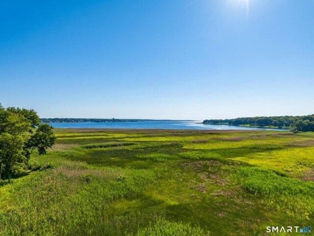 House for sale in Knollwood, Old Saybrook