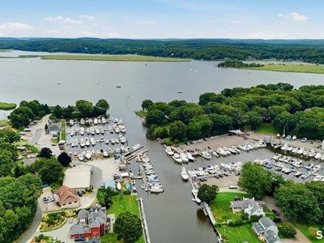House for sale in Floral Park, Old Saybrook