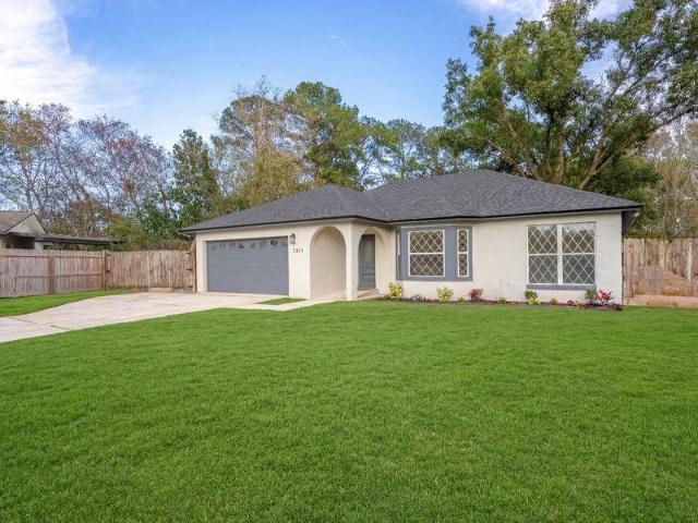House for sale in Orange Park, Florida