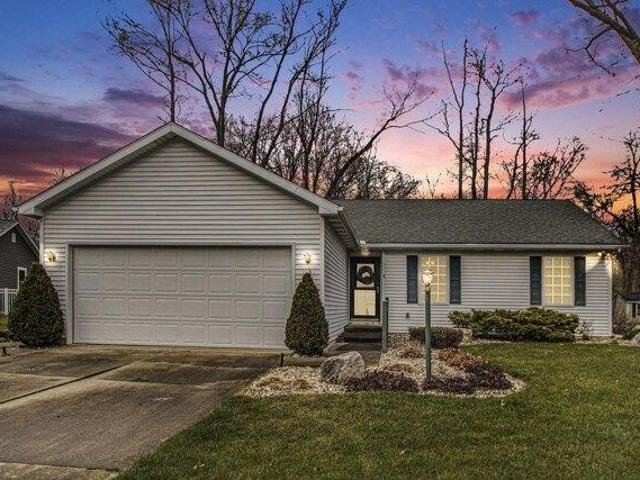 House for sale in Osceola, Indiana