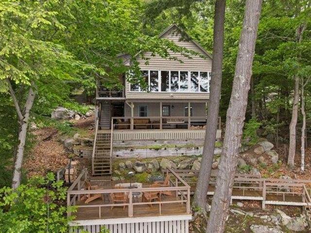 House for sale in New Hampshire
