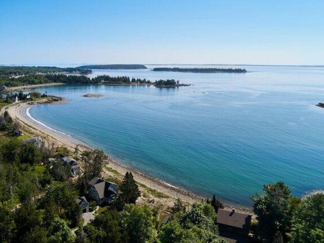 House for sale in Owls Head, Maine