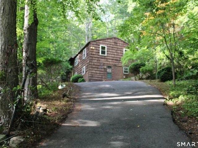 House for sale in Oxford, Connecticut