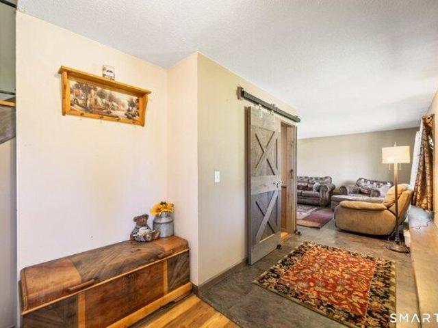 House for sale in Oxford, Connecticut