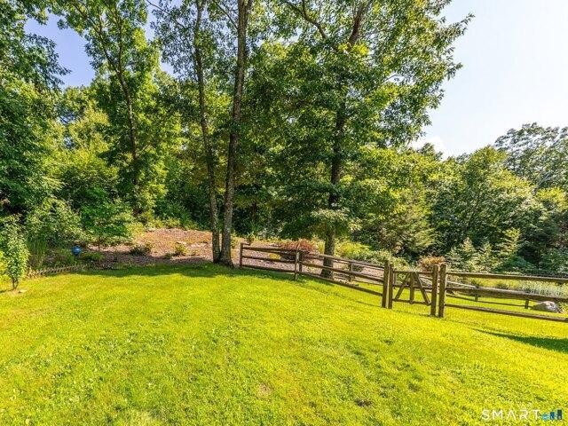House for sale in Oxford, Connecticut