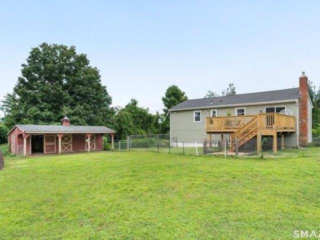 House for sale in Oxford, Connecticut