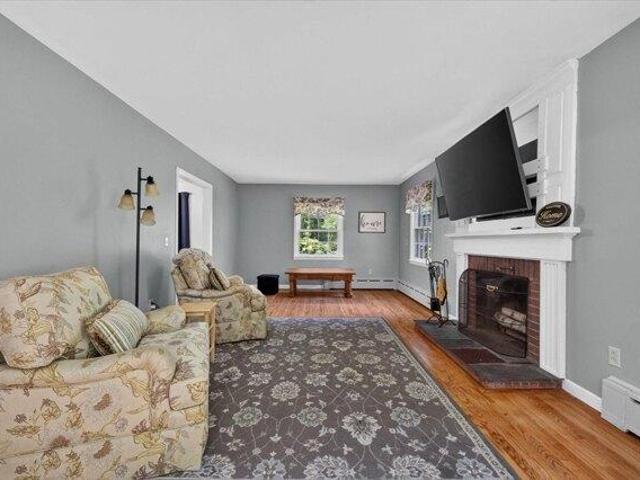 House for sale in North Oxford, Massachusetts