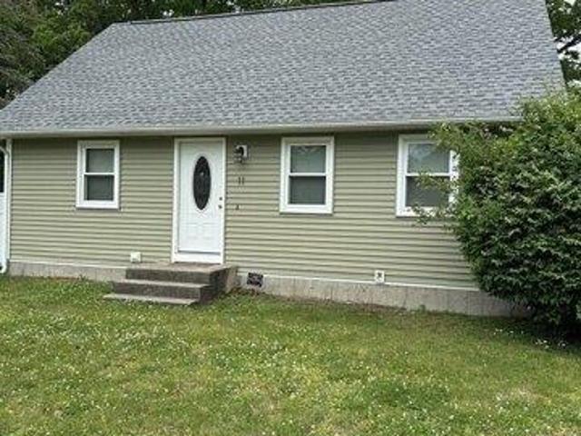 House for sale in North Oxford, Massachusetts