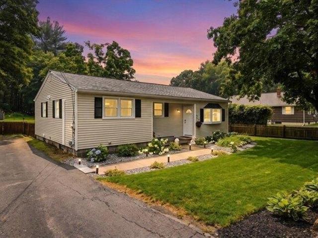 House for sale in North Oxford, Massachusetts
