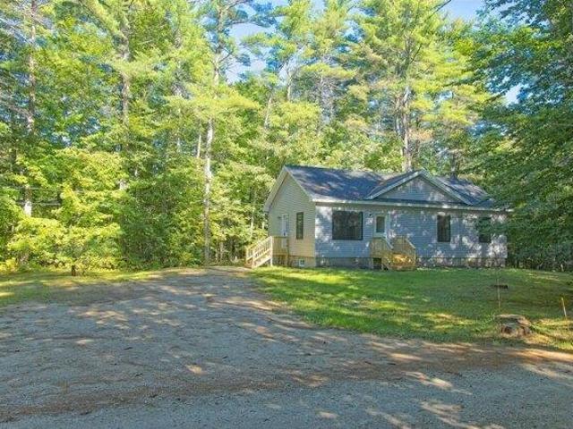 House for sale in Oxford, Oxford County