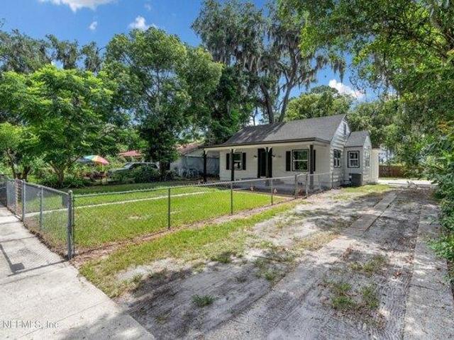 House for sale in Palatka, Florida