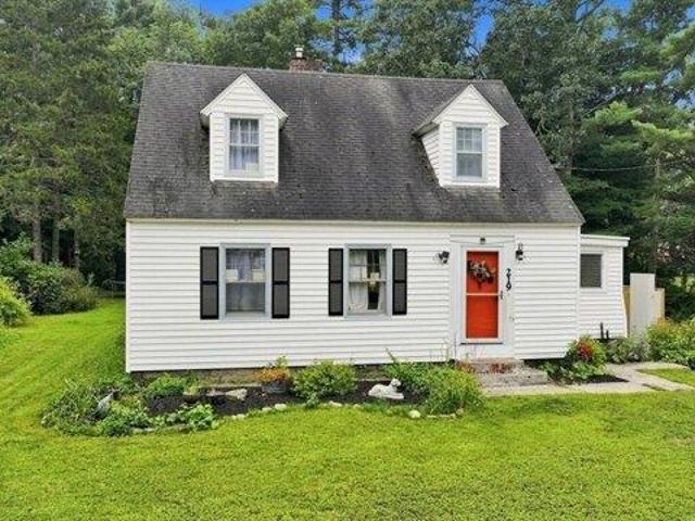 House for sale in Hampden, Massachusetts