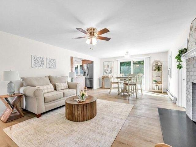 House for sale in Bondsville, Palmer