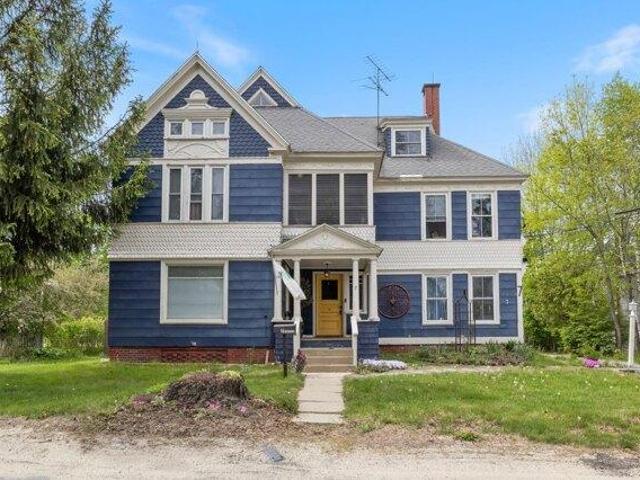 House for sale in Paris, Maine