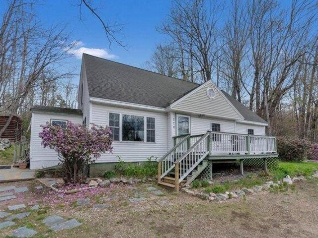 House for sale in Paris, Maine
