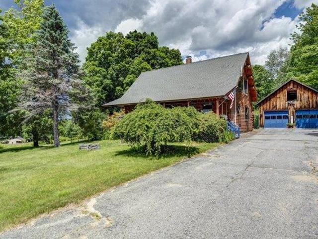 House for sale in Paris, Maine