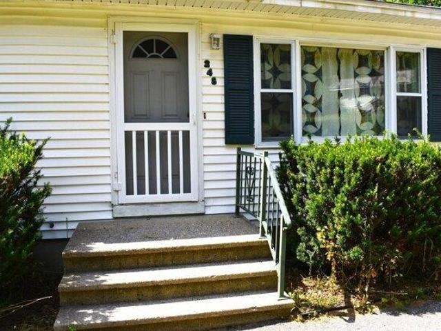 House for sale in Paris, Maine