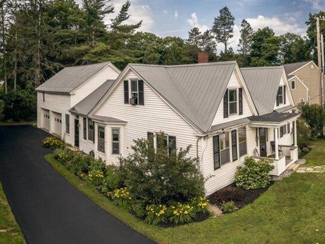 House for sale in Paris, Maine