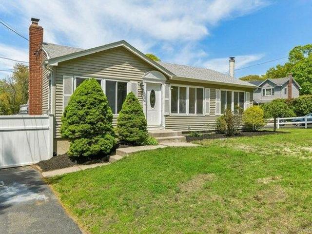 House for sale in Centereach, New York